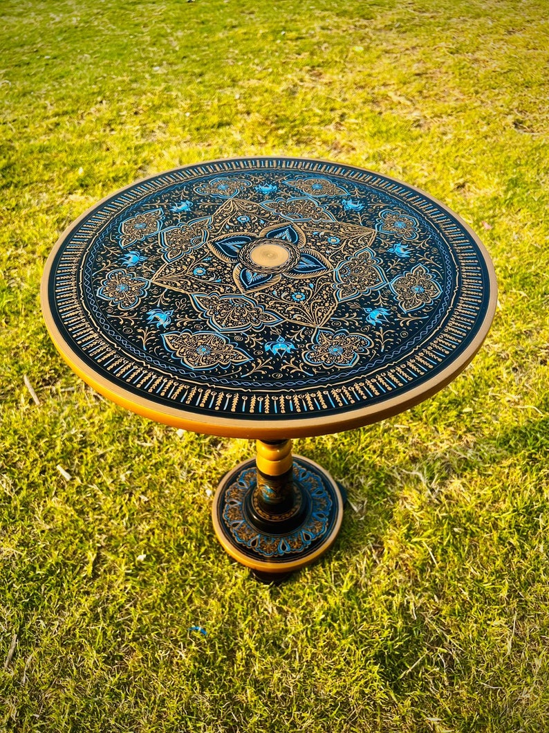 Coffee Table - Round Live Edge Wood Coffee Table Farmhouse Decor, Modern Living Room Side Tables with Folding Legs End Table