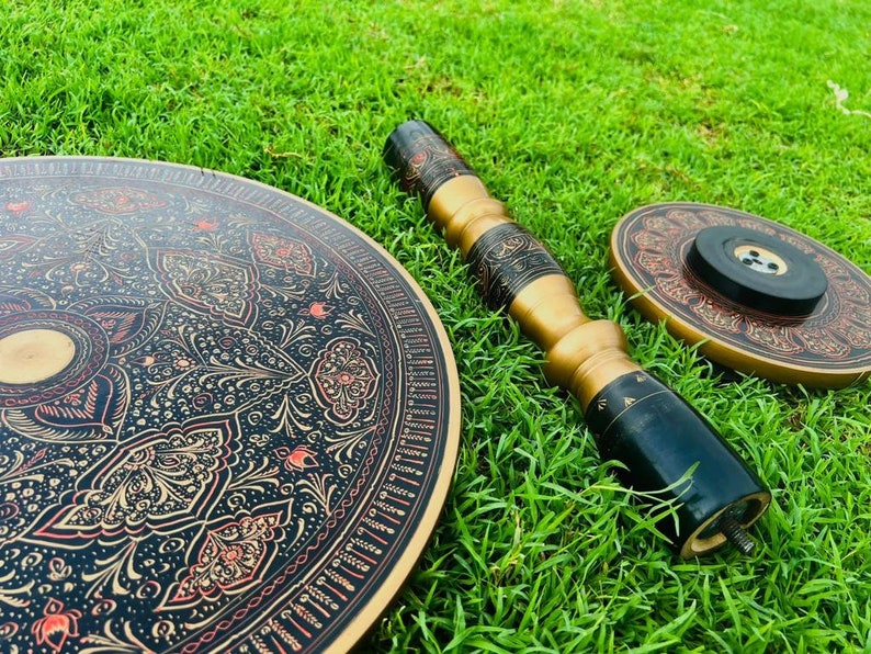 Coffee Table - Round Live Edge Wood Coffee Table Farmhouse Decor, Modern Living Room Side Tables with Folding Legs End Table