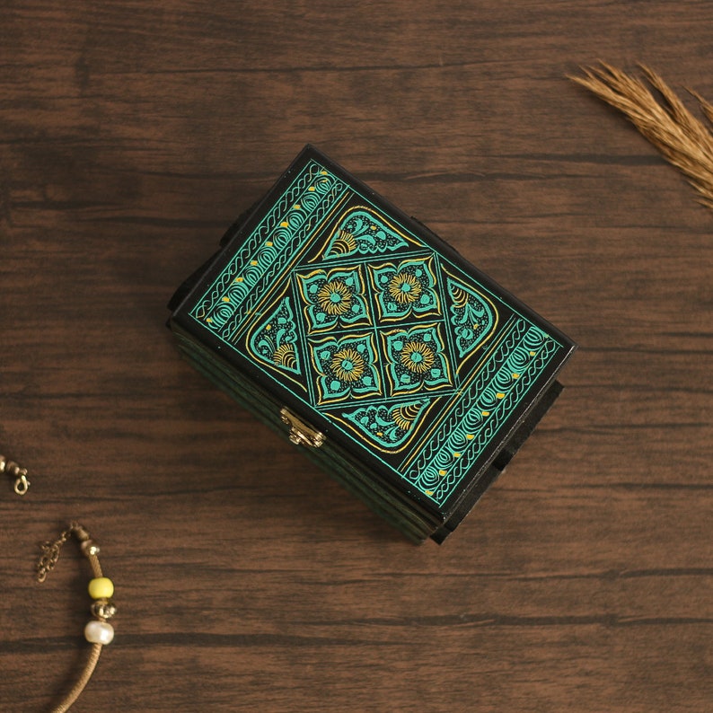 Foldable Jewelry Organizer, Layered Jewelry Box with 3 Compartments, Lacquer Art Wood Jewelry Box, Jewellery Storage Box Unique Gifts