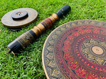 Round Side Table - Live Edge Wood Coffee Table, Modern Farmhouse Decor Round End Table with Folding Legs, Living Room Decor