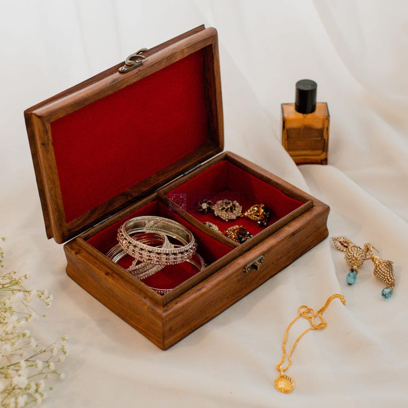 Engraved Horse Jewelry Box: Rosewood Equestrian Gift