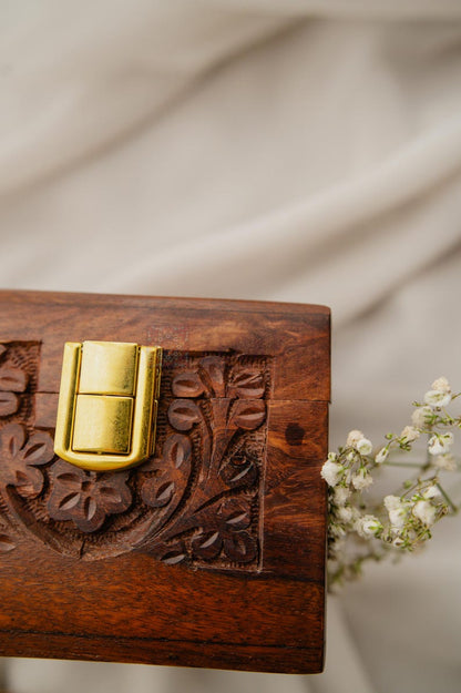 Handmade Wooden Watch Case with Lock – Single Watch Box for Men’s Timepiece - Elegant Gift for Dad, Groom or Boyfriend