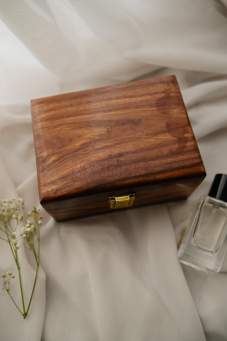 Floral Engraved Wooden Watch Box: 2-Slot Men's Accessory Organizer