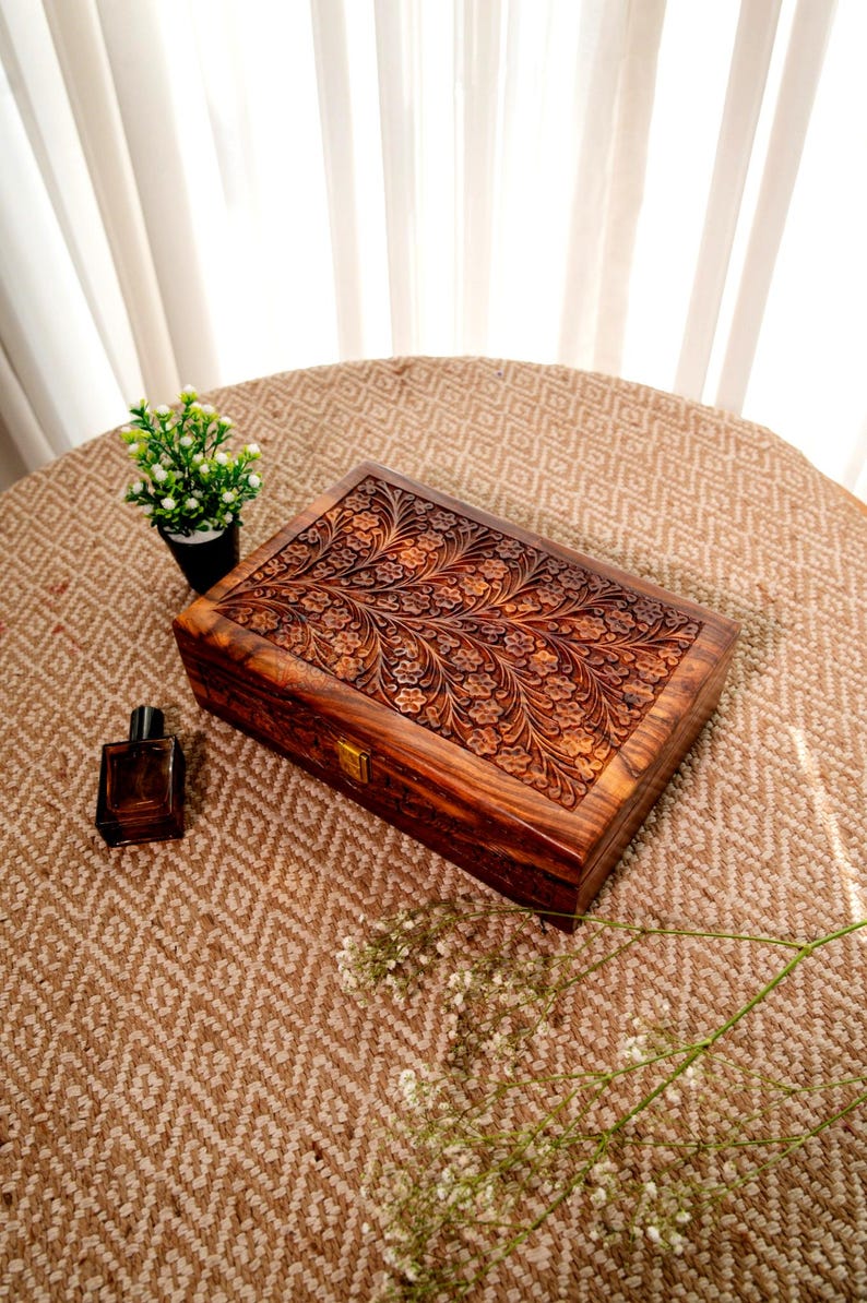 Sheesham Wood Watch Box: 10-Slot Velvet Lined Organizer