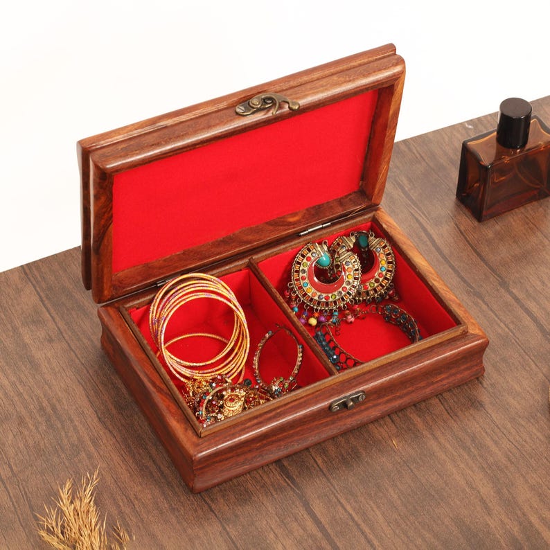 Personalized Rosewood Jewelry Box: Engraved Keepsake Stash Box