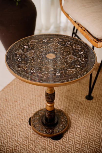 Modern Moroccan Round Coffee Table with Folding Legs Live Edge Wood End Table for Farmhouse Decor