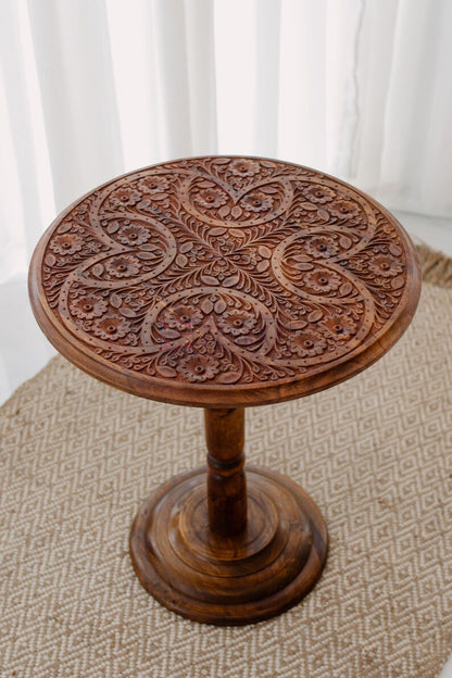 Round Side Table, Small End Tables for Living Room, Live Edge Table Farmhouse Decor, Engraved Wooden Folding Table, New House Gift