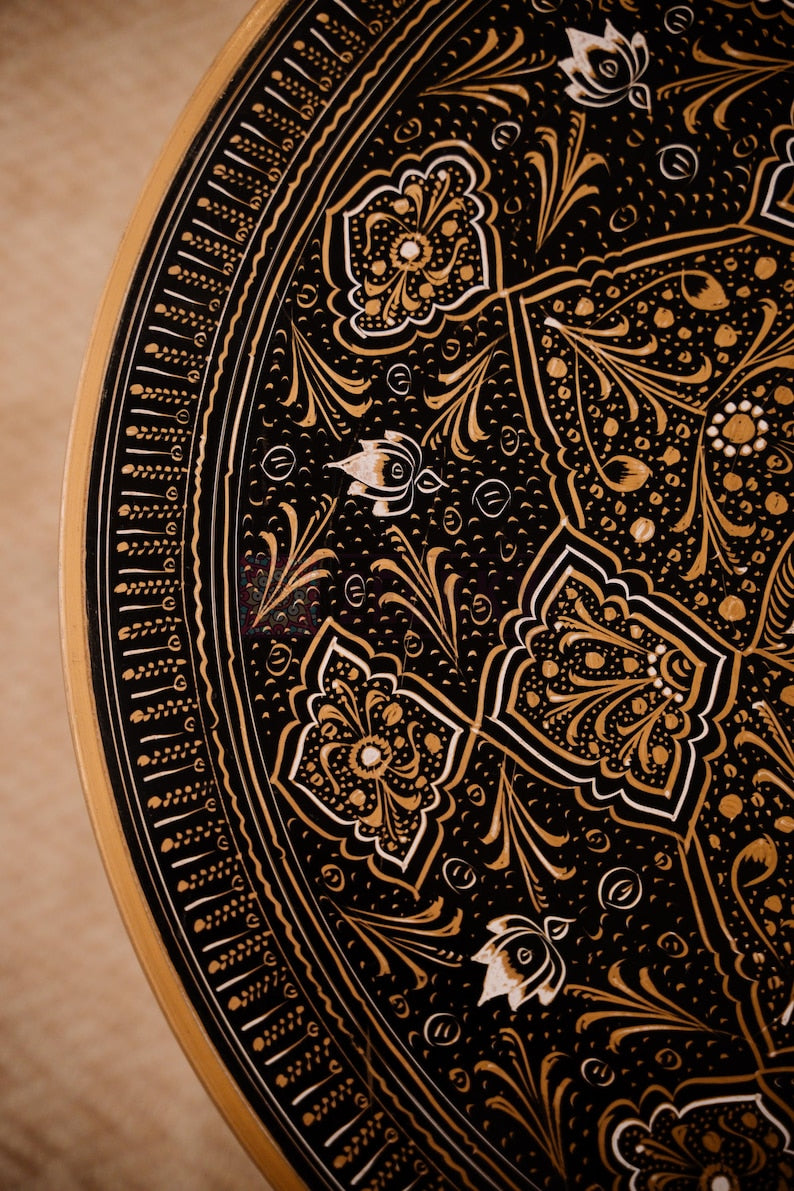 Modern Moroccan Round Coffee Table with Folding Legs Live Edge Wood End Table for Farmhouse Decor